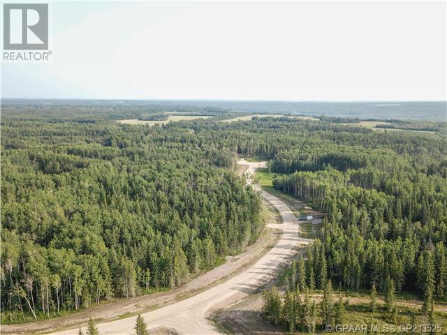On #33, 704016 Range Road 70